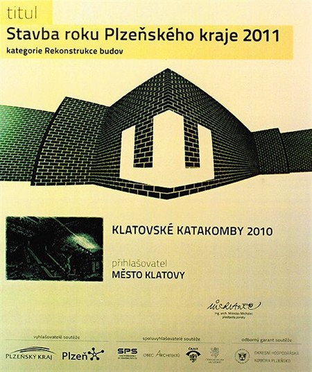 2012-StavbaRoku2011